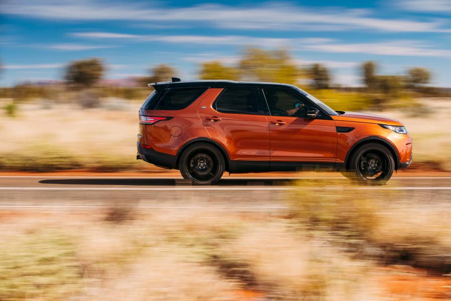  Land Rover Discovery First Edition 2017 года  (AU) (фото 2 из 40)
